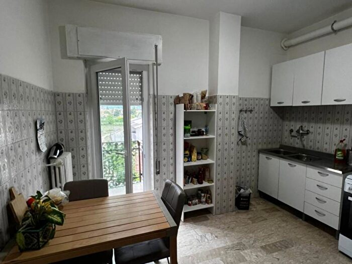 Casa trilocale in affitto in Via America, Centro, Avezzano