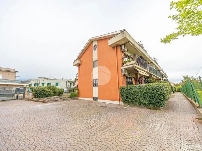 Appartamento trilocale in vendita in Via Tevere, Guidonia Montecelio