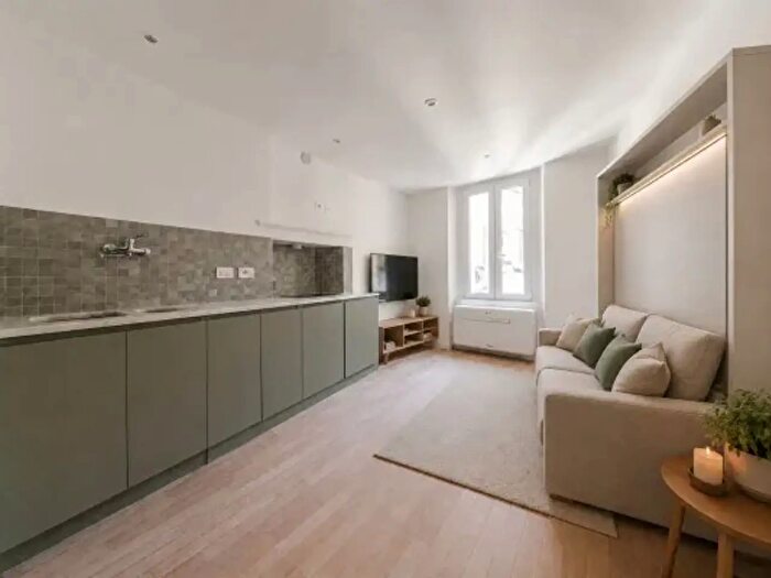 Appartamento monolocale in affitto in Corso di Porta Ticinese, Milano