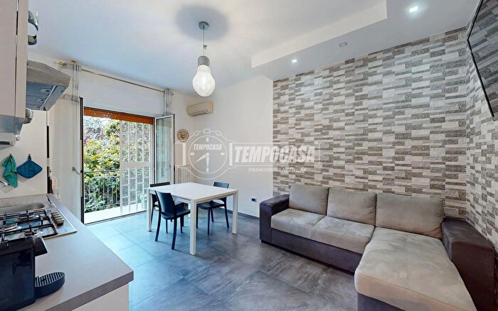 Appartamento trilocale in vendita in Via Giuseppe Zanardelli, Bari