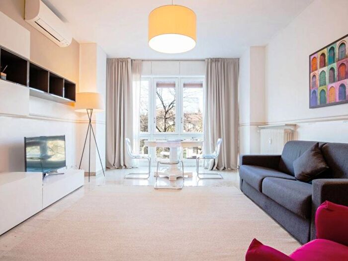 Appartamento trilocale in affitto in Via Benedetto Marcello, Buenos Aires, Milano