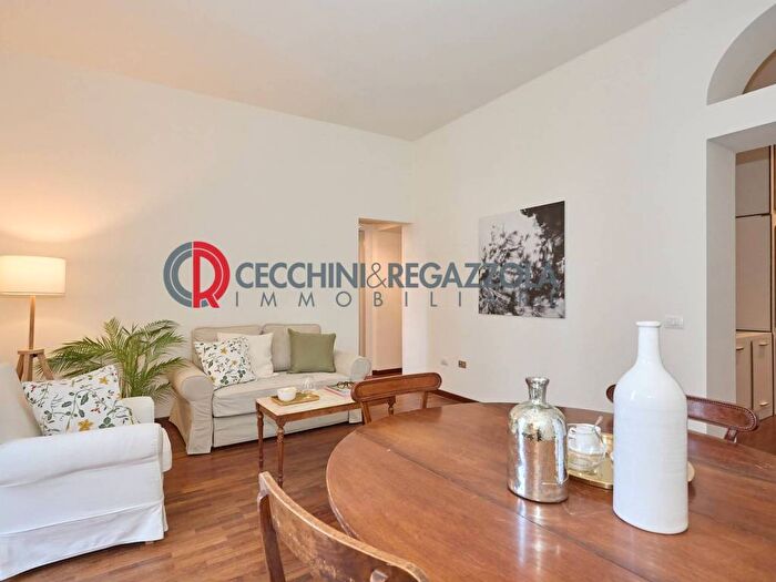 Appartamento trilocale in affitto in Via Amerigo Vespucci, Porta Nuova, Milano