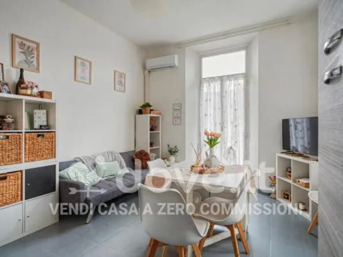 Appartamento trilocale in vendita in Via Monterotondo, Como