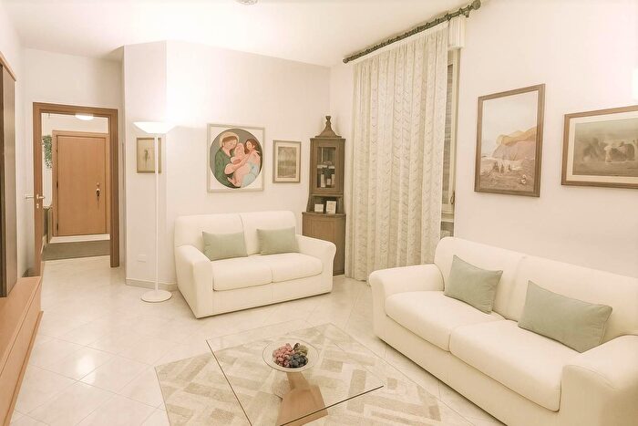 Appartamento trilocale in vendita in Via Marconi, Cinisello Balsamo