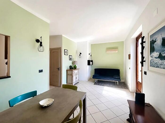 Appartamento quadrilocale in vendita in Via Giulio Sigismondi, San Vito Chietino