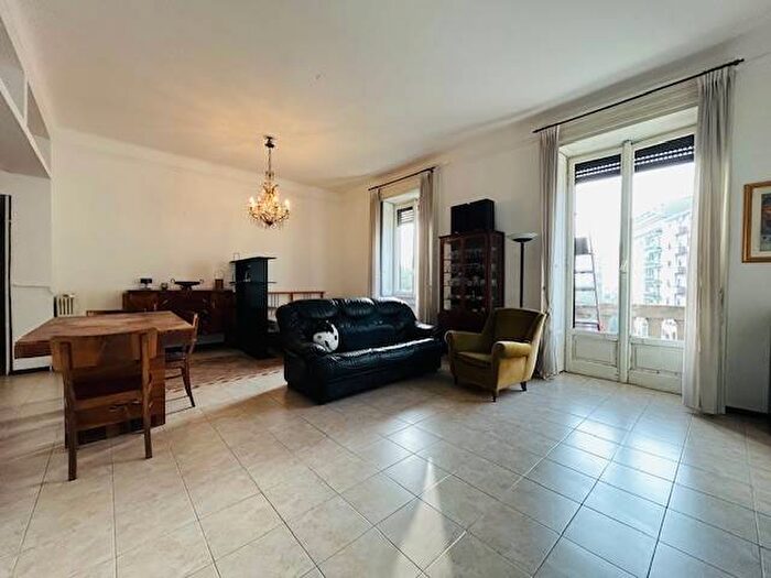 Appartamento bilocale in affitto in Piazza Napoli, Solari, Milano