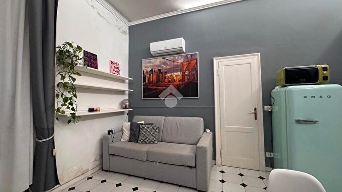 Appartamento monolocale in affitto in Via Scrivia, Milano