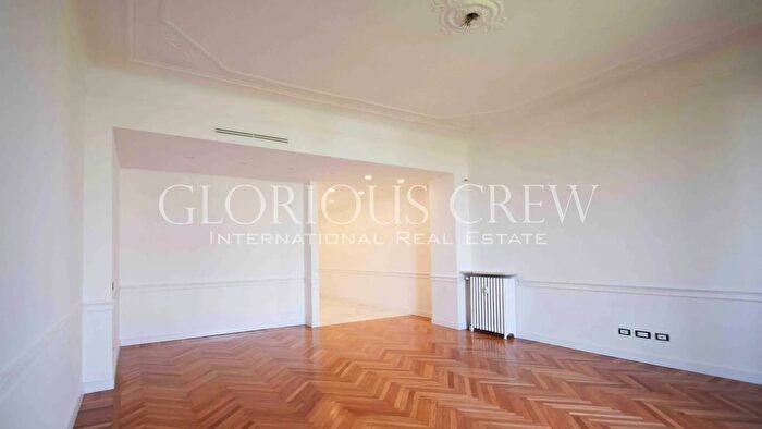 Appartamento trilocale in affitto in Viale Cirene, Milano