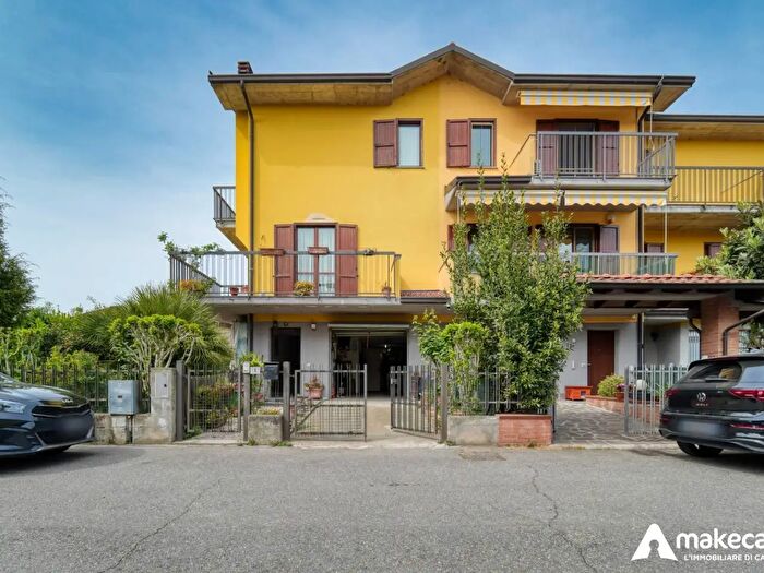 Casa quadrilocale in vendita in Via Gandhi, Cerro Al Lambro