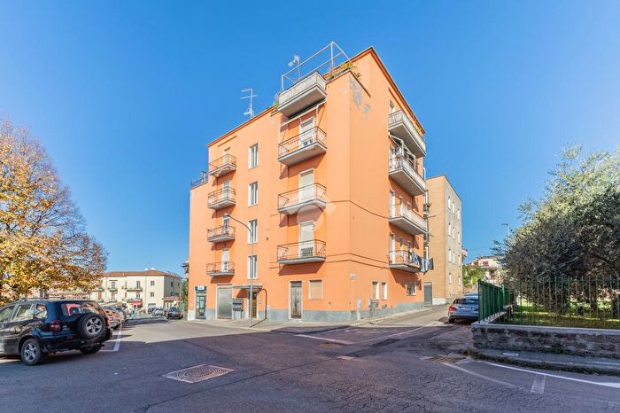 Appartamento con 6 locali in vendita in Viale Etruria, Blera