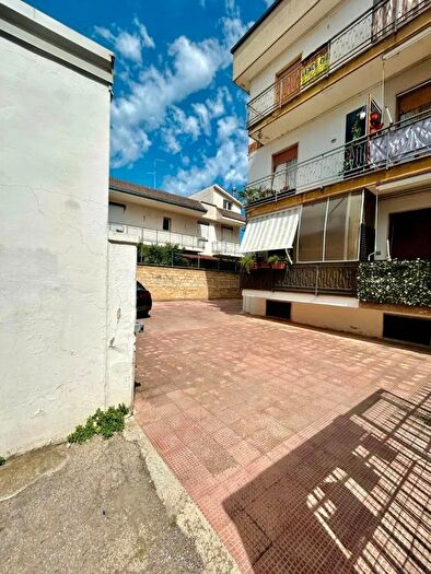 Appartamento trilocale in vendita in Indirizzo Via Martin Luther King, Cassano Delle Murge