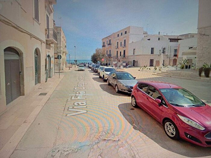 Appartamento monolocale in affitto in Piazza Castello, Trani