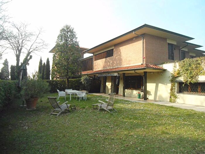 Casa con 5 locali in affitto in Via degli Scalini Colli Castiglione Bologna Bologna, Bologna