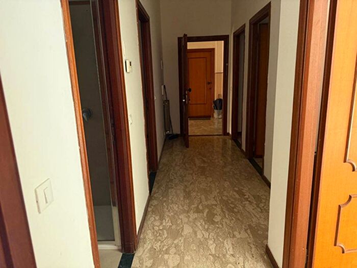Appartamento con 5 locali in affitto in Oneglia, Imperia