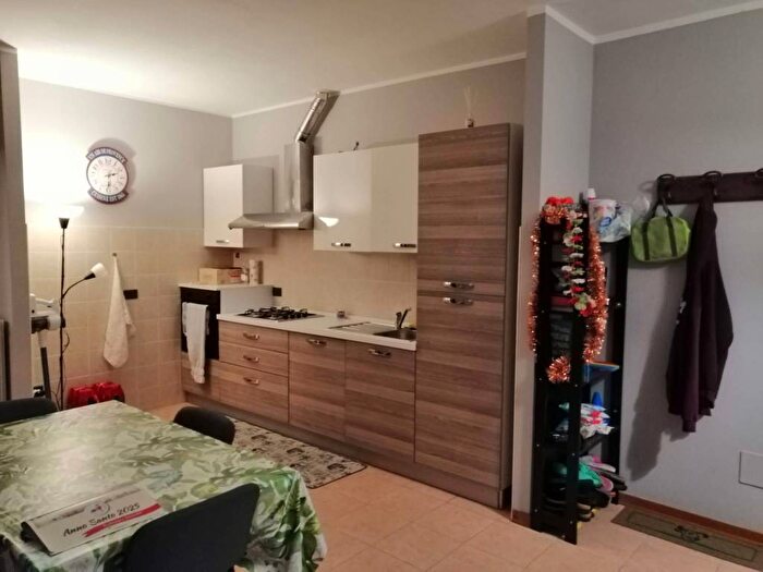 Appartamento bilocale in affitto in Via Giovanni Pascoli, Centro, Omegna