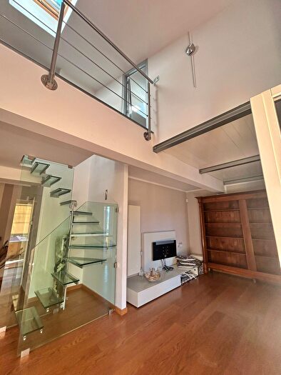 Appartamento con 6 locali in vendita in Sarzana