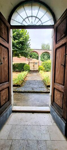 Casa con 15 locali in vendita in Via Cardeto, Marradi