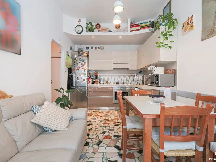 Appartamento trilocale in vendita in Via Giuseppe Mazzini, Castel San Pietro Terme
