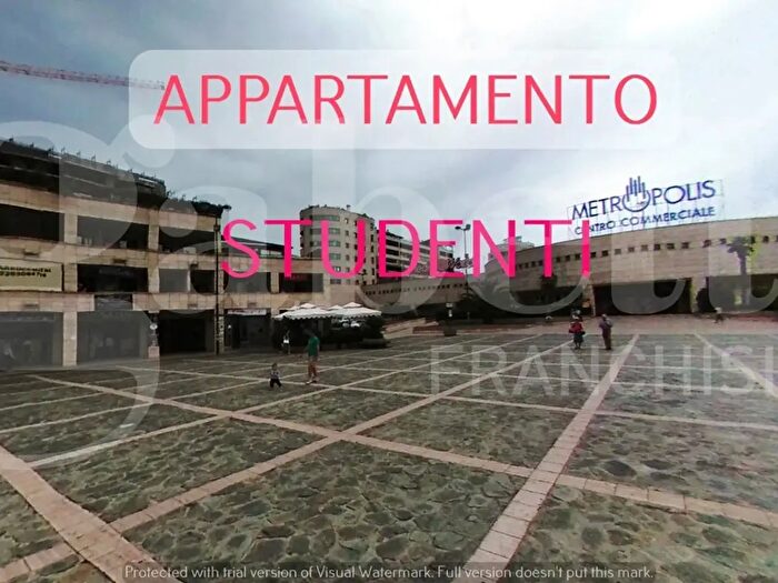 Appartamento con 6 locali in affitto in Piazza Martin Luther King Snc, Rende