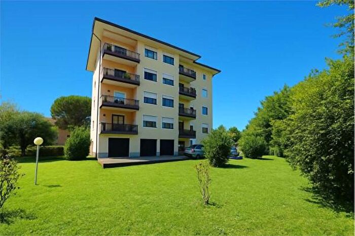 Appartamento quadrilocale in vendita in Via Talizia B, Varese