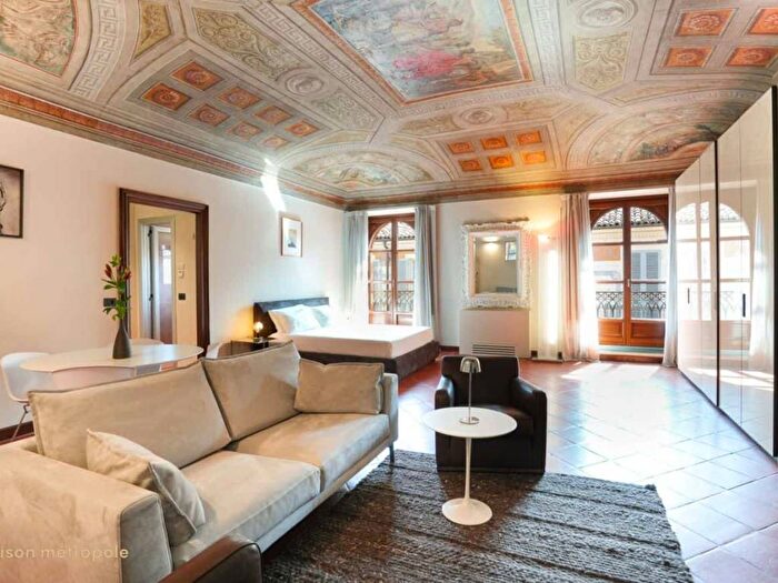 Appartamento bilocale in affitto in Via Giosuè Carducci, Centro Storico, Asti