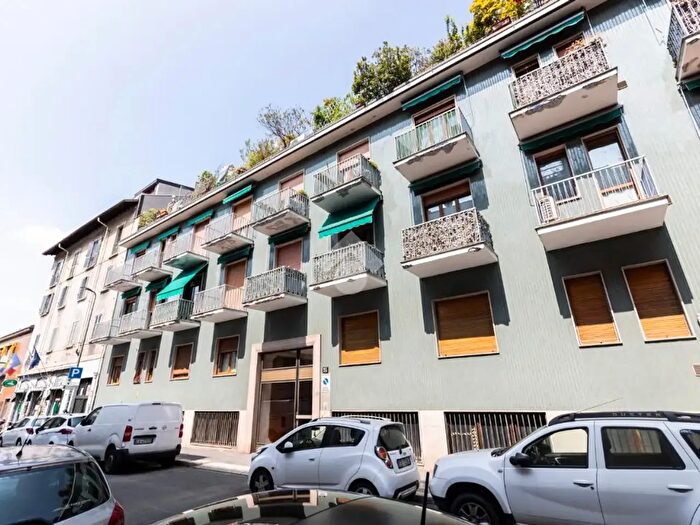 Appartamento bilocale in vendita in Via Popoli Uniti, Milano