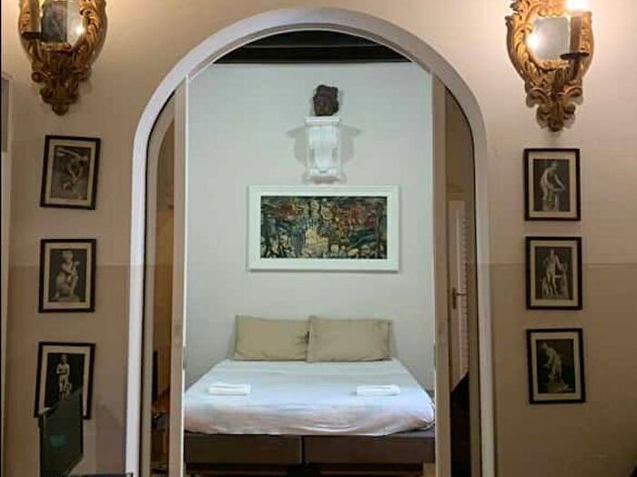 Appartamento monolocale in affitto in Via dell'Archetto, Trevi, Roma