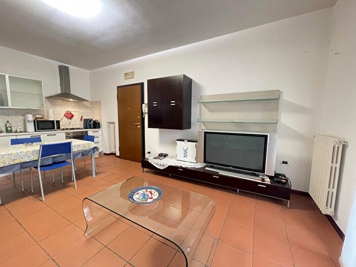 Appartamento bilocale in vendita in Via Medaglia d Oro Gavioli Kruger, Cavezzo