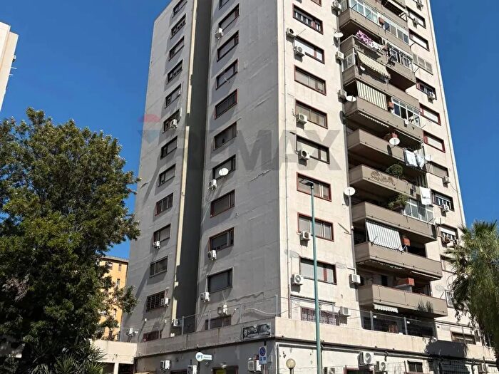 Appartamento trilocale in vendita in Viale Nitta, Catania