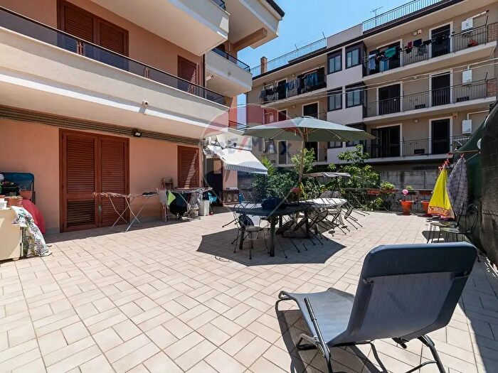 Appartamento quadrilocale in vendita in Via Enrico Toti, Motta SantAnastasia