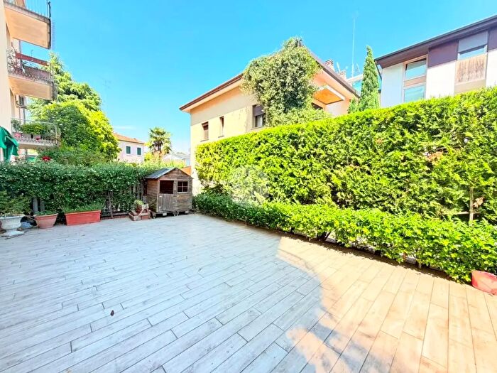 Appartamento trilocale in vendita in Via XIV Maggio, Treviso