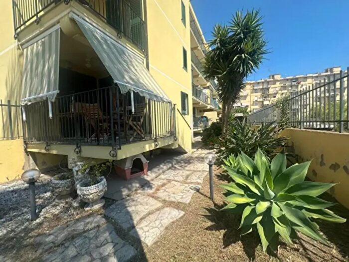 Appartamento con 6 locali in vendita in Via San Giovanni, Milazzo