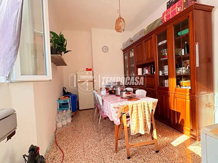 Appartamento trilocale in vendita in Bologna