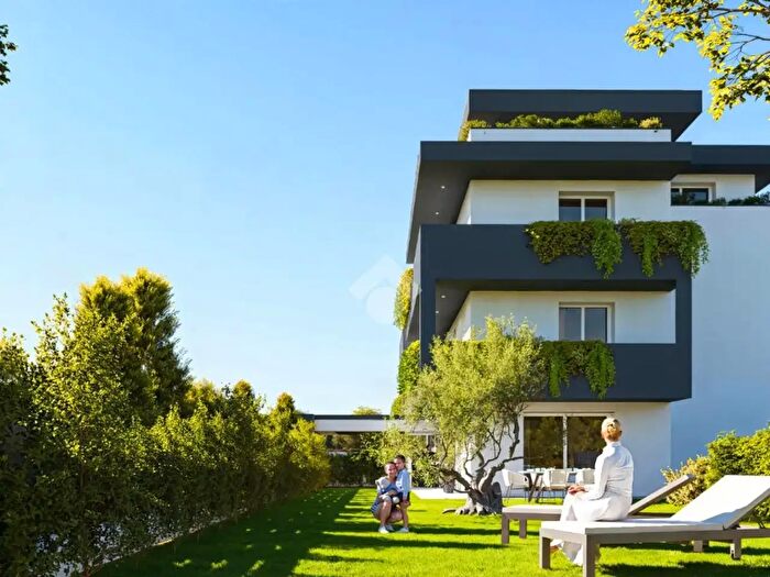 Appartamento quadrilocale in vendita in Via Vecchia, Padova