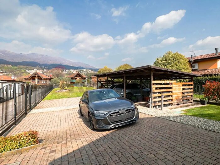 Case in Vendita e in Affitto - 3