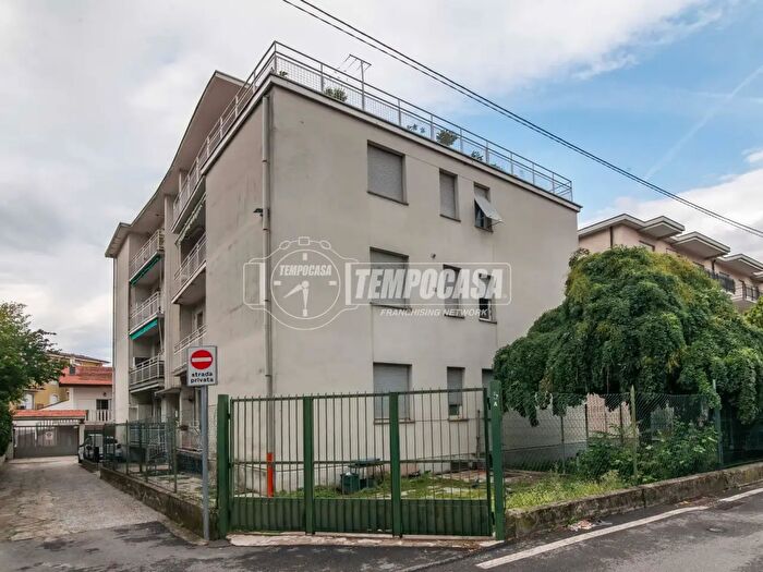 Appartamento bilocale in vendita in Via Severino Gobbi a, Como