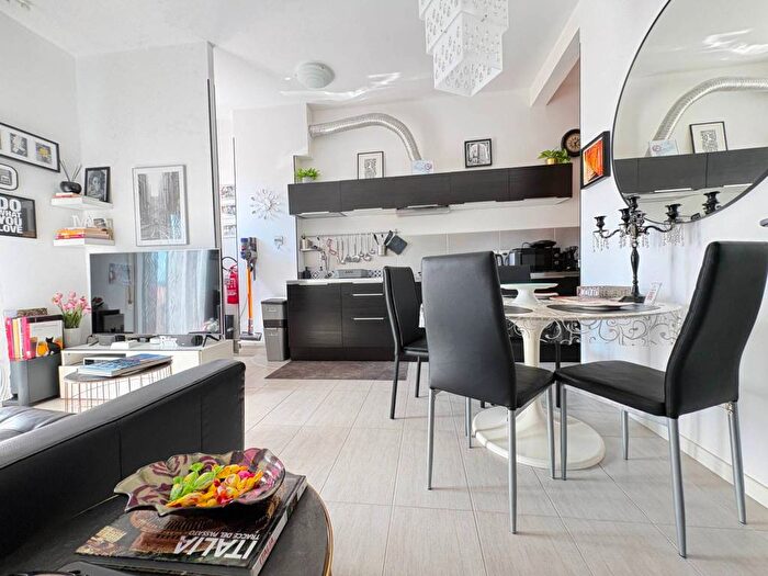 Appartamento trilocale in affitto in Via Giovanni Casoni, Bolognina, Bologna