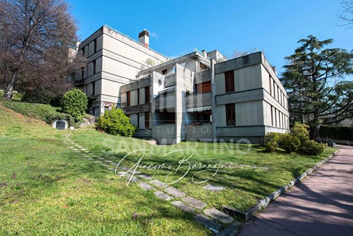 Appartamento quadrilocale in vendita in Via Miogni, Varese