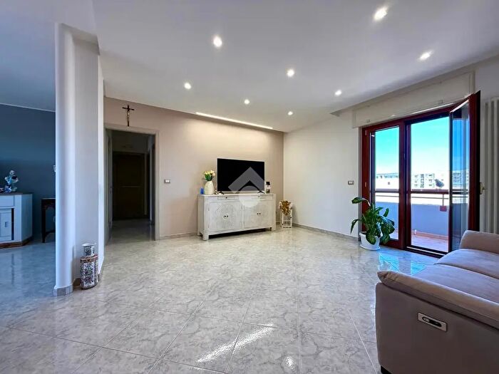 Appartamento quadrilocale in vendita in Via Don Luigi Sturzo, Bitonto