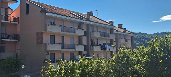 Appartamento con 5 locali in vendita in Cortemilia