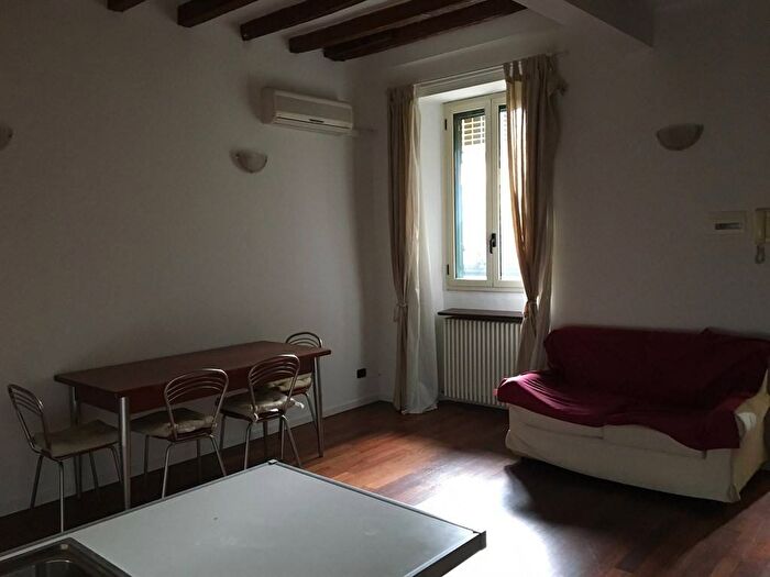 Appartamento bilocale in affitto in via monviso, Paolo Sarpi, Milano