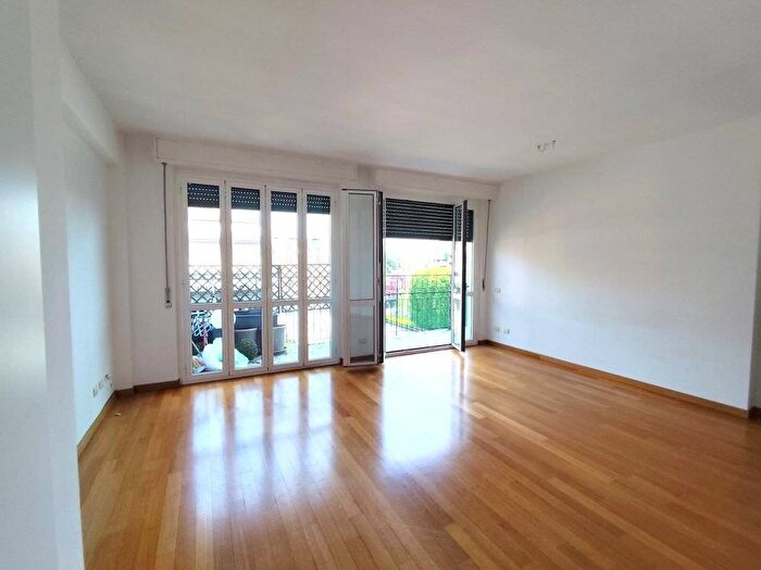 Appartamento quadrilocale in affitto in Via Sigieri, Porta Romana Medaglie dOro, Milano