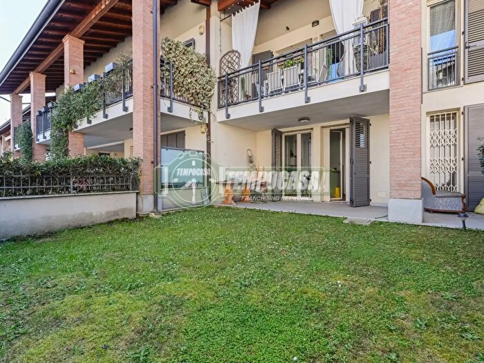 Case in Vendita e in Affitto - 3