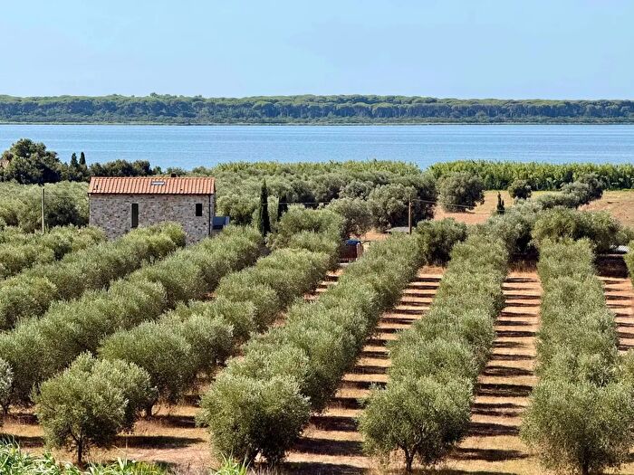 Appartamento quadrilocale in vendita in Via Aurelia Antica, Orbetello