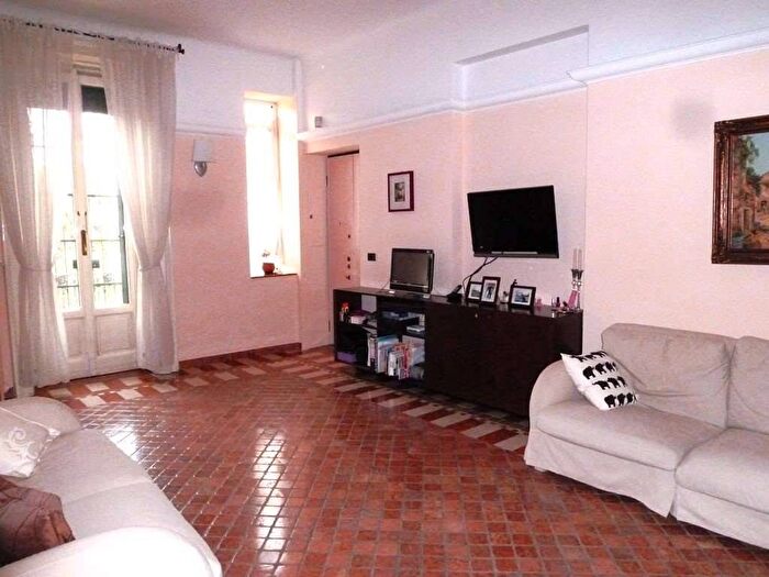 Appartamento trilocale in affitto in viale Sabotino, Porta Romana Medaglie d'Oro, Milano