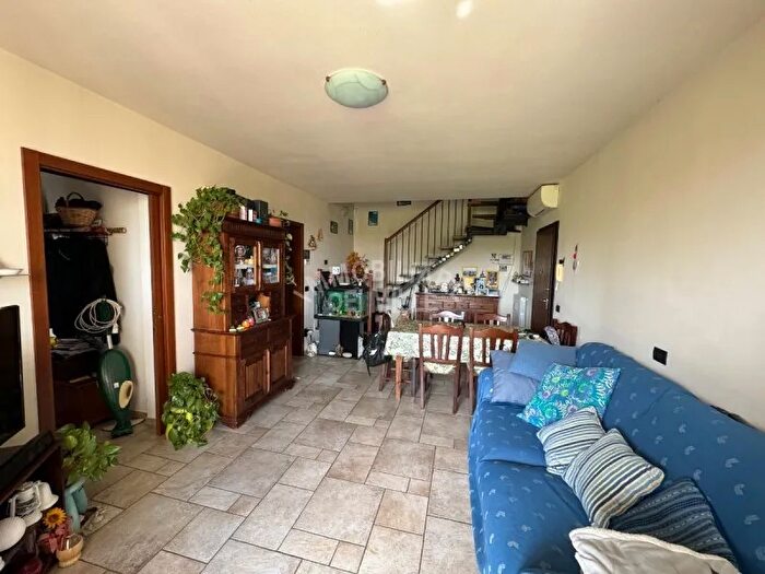 Casa trilocale in vendita in Reggio Emilia