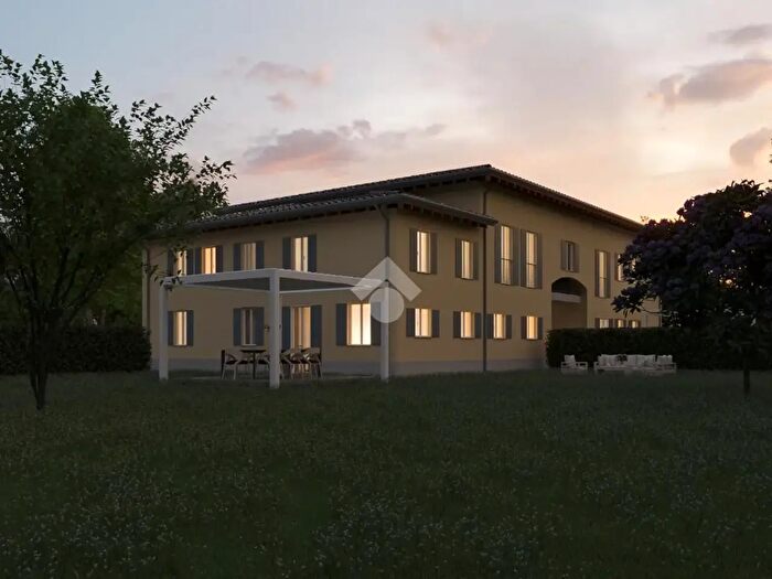 Appartamento quadrilocale in vendita in Via del Fabbro, Correggio