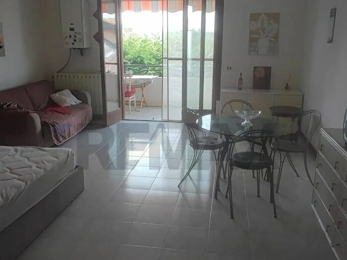 Appartamento monolocale in vendita in Desenzano Del Garda