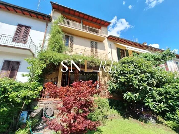 Casa con 6 locali in vendita in Via Francesco Caracciolo, Firenze