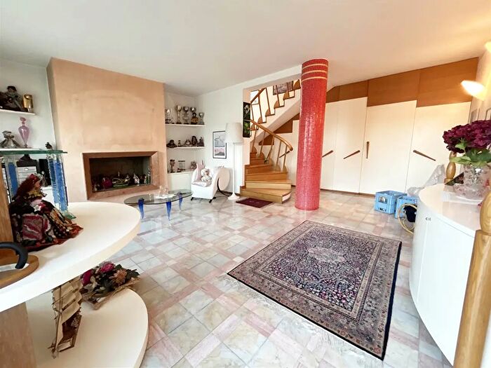 Appartamento con 8 locali in vendita in Malo